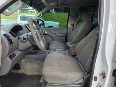 2016 Nissan Frontier SV