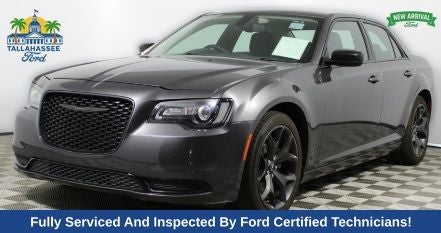 2022 Chrysler 300 Touring