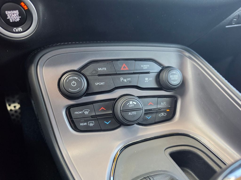 2023 Dodge Challenger SXT