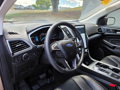 2021 Ford Edge Titanium