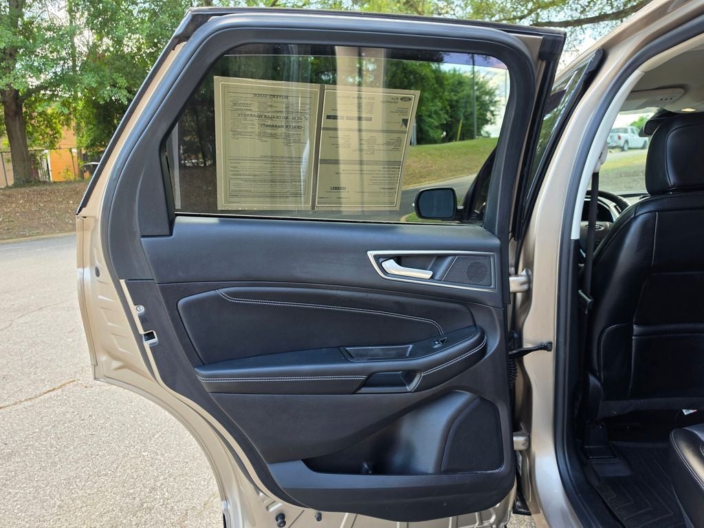 2021 Ford Edge Titanium