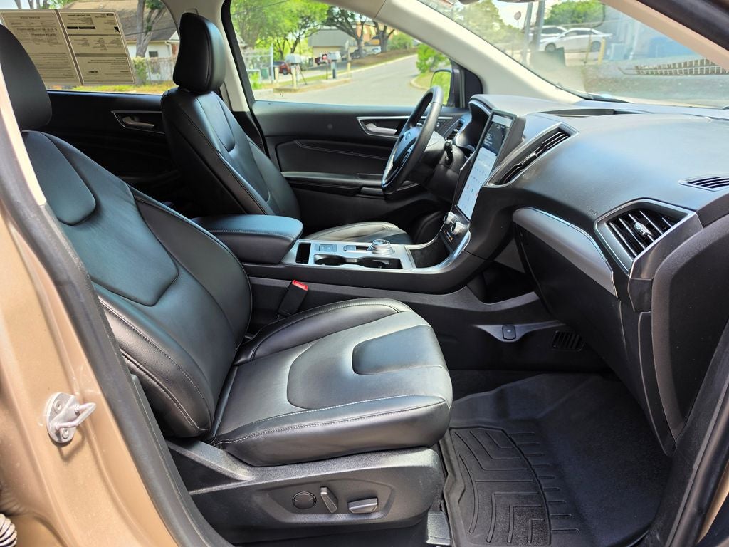 2021 Ford Edge Titanium