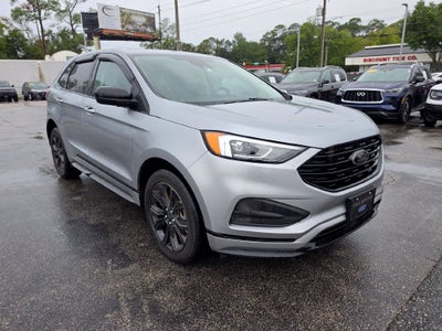 2022 Ford Edge SE