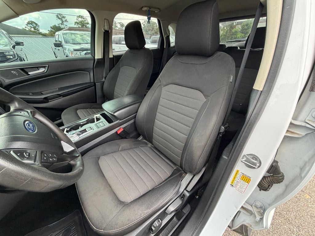 2021 Ford Edge SE