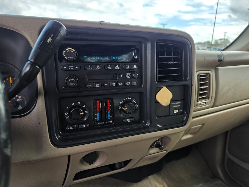 2004 Chevrolet Silverado 1500 LS