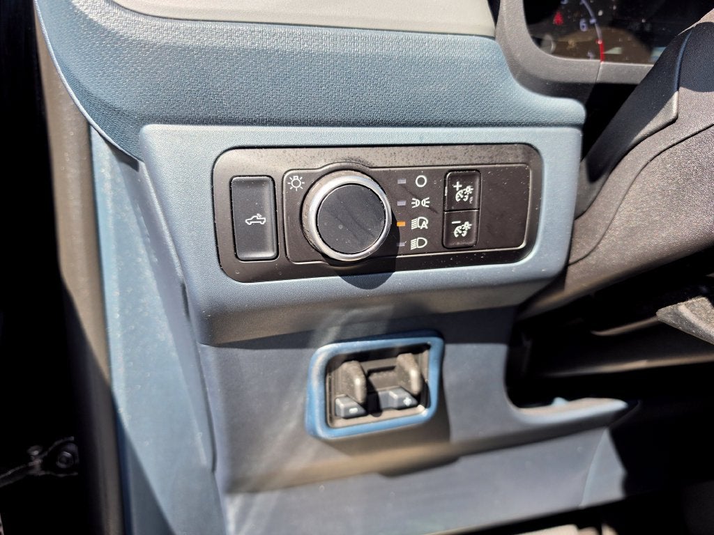 2024 Ford Maverick XL