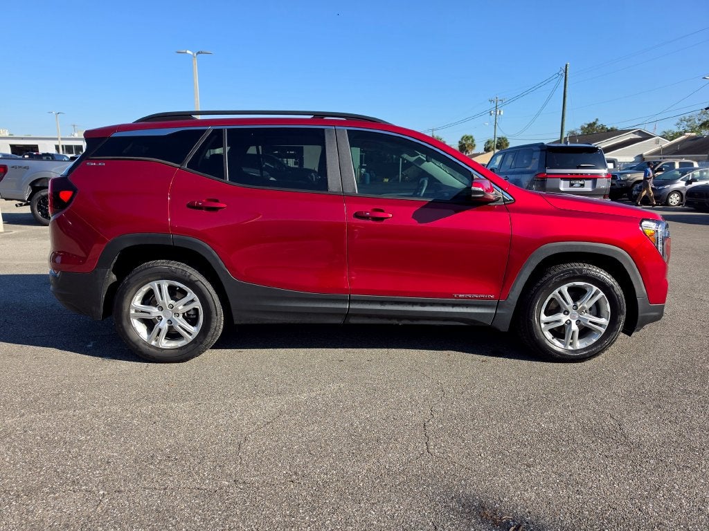 2022 GMC Terrain SLE