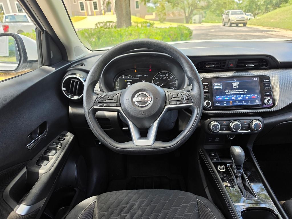 2023 Nissan Kicks SV