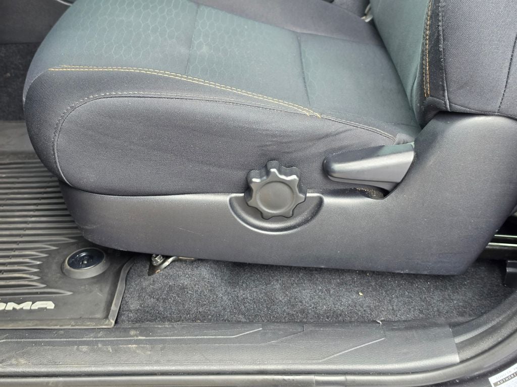 2019 Toyota Tacoma SR5 V6