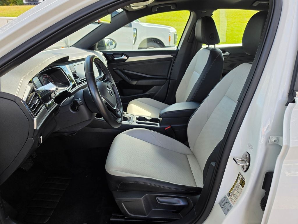 2021 Volkswagen Jetta R-Line