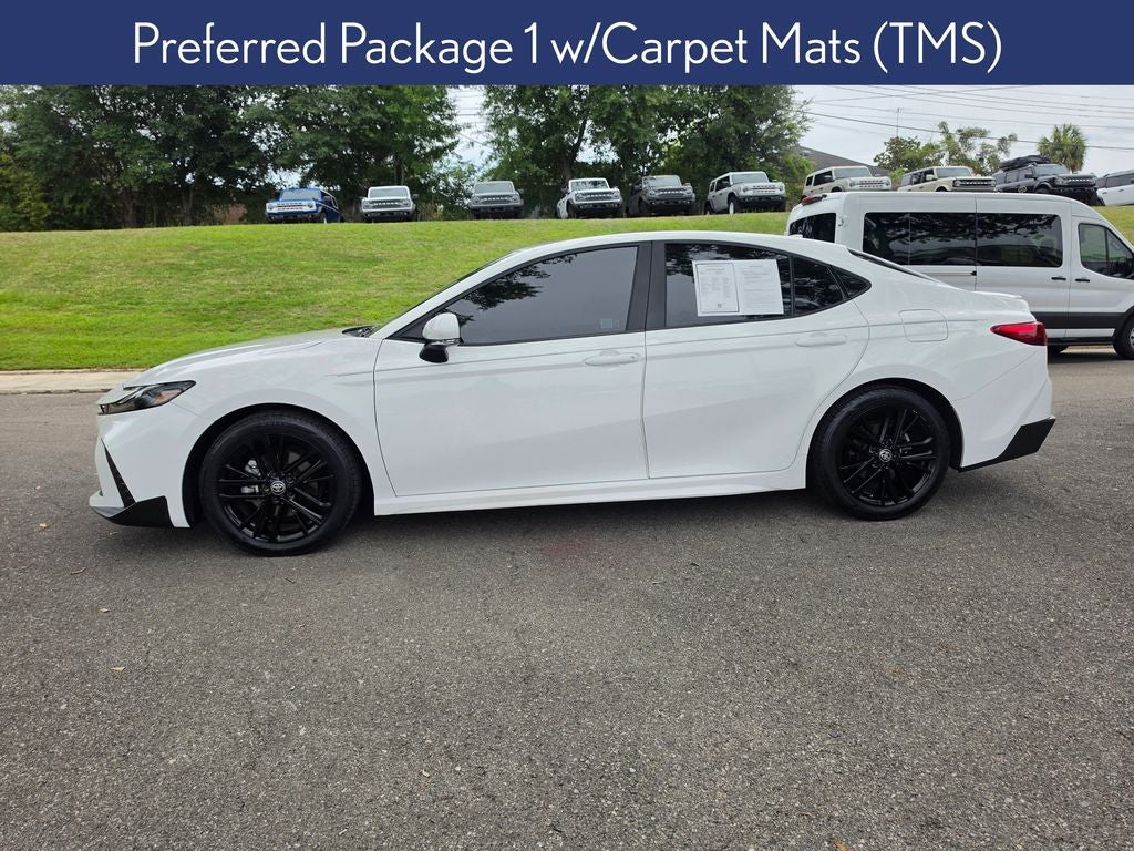 2025 Toyota Camry SE