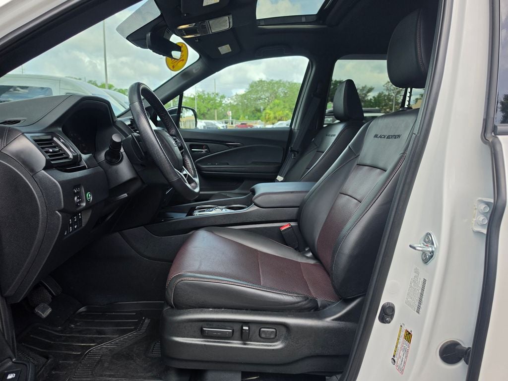 2025 Honda Ridgeline Black Edition