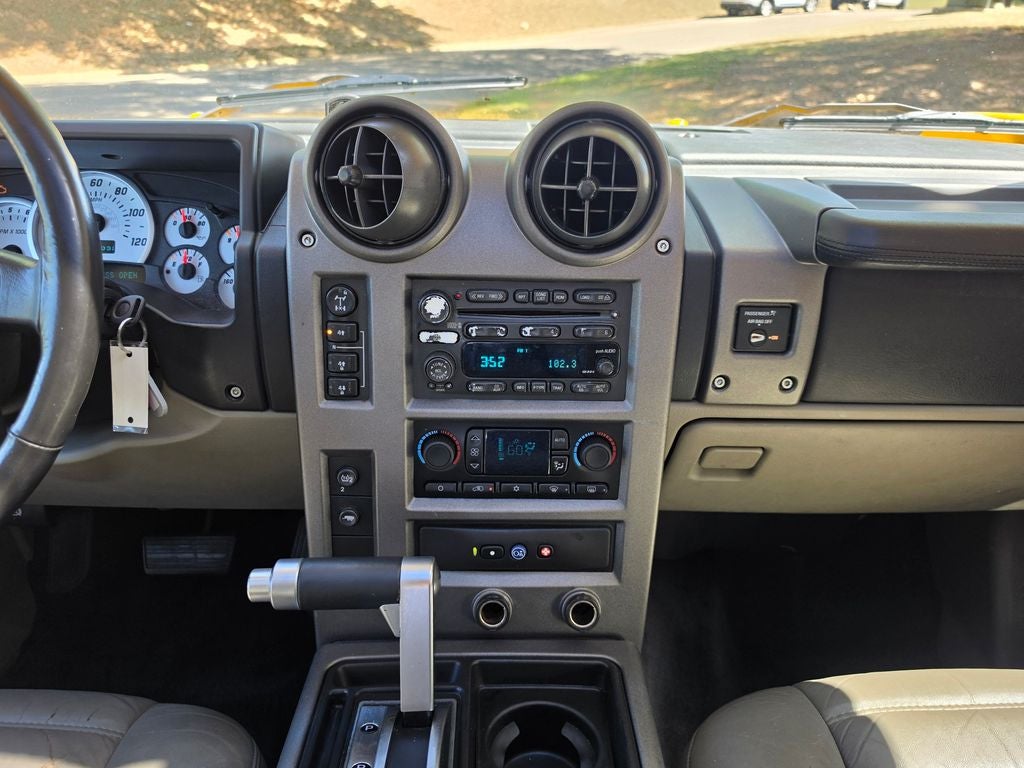 2004 Hummer H2 Base