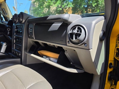 2004 Hummer H2 Base