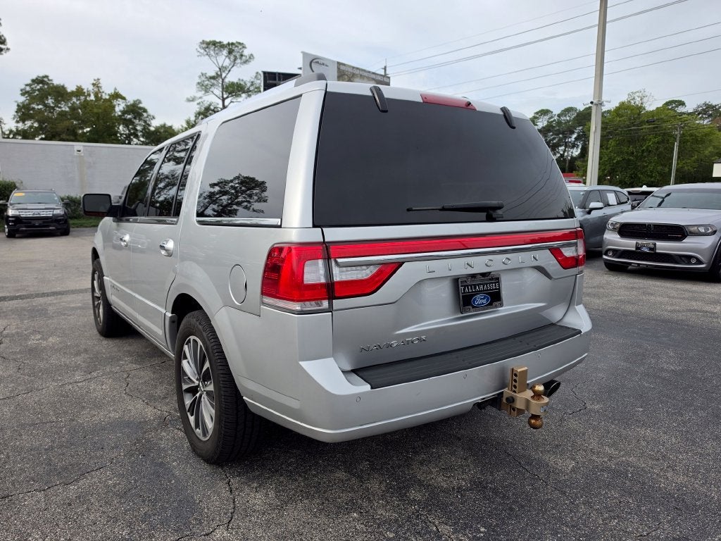 2017 Lincoln Navigator Select