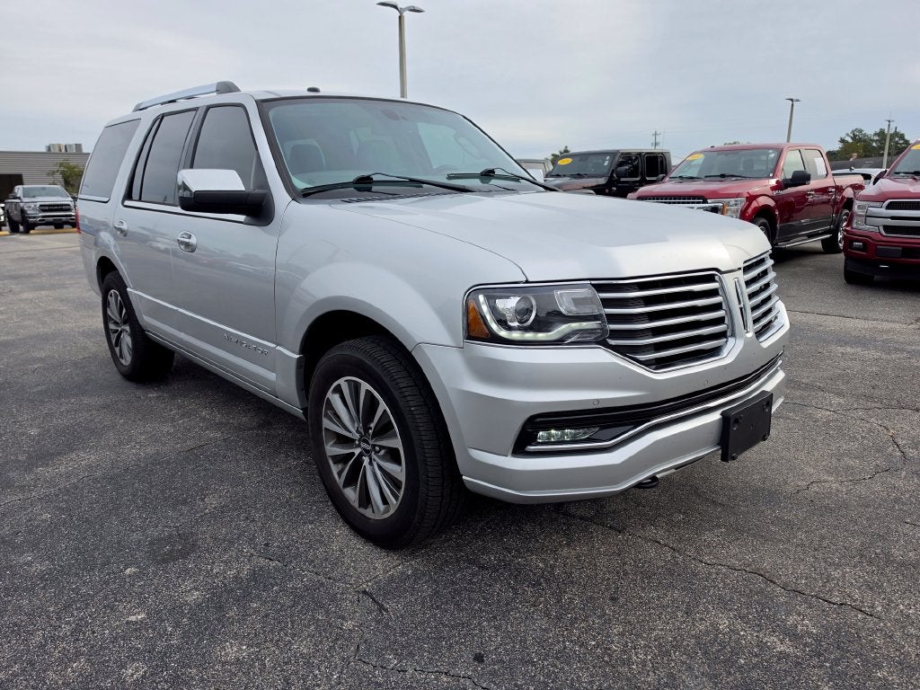 2017 Lincoln Navigator Select