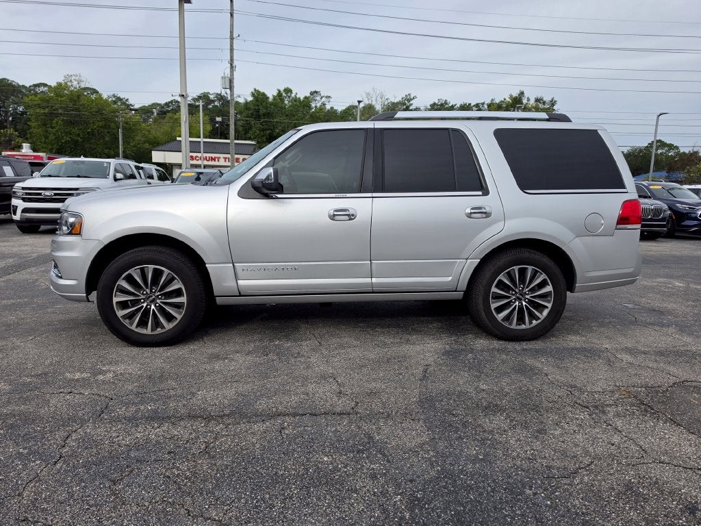 2017 Lincoln Navigator Select