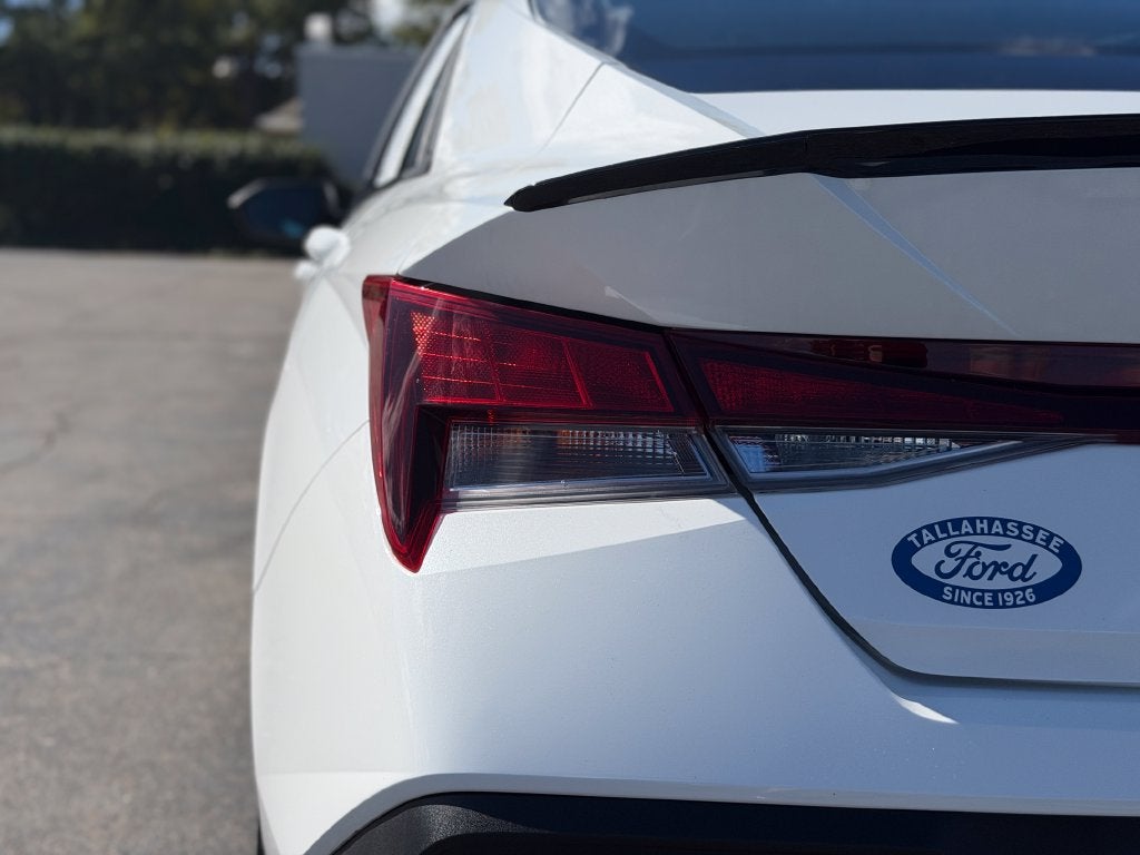 2025 Hyundai Elantra SEL - Photo 12