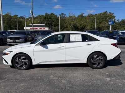 2025 Hyundai Elantra SEL Sport