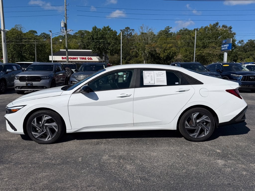 2025 Hyundai Elantra SEL Sport