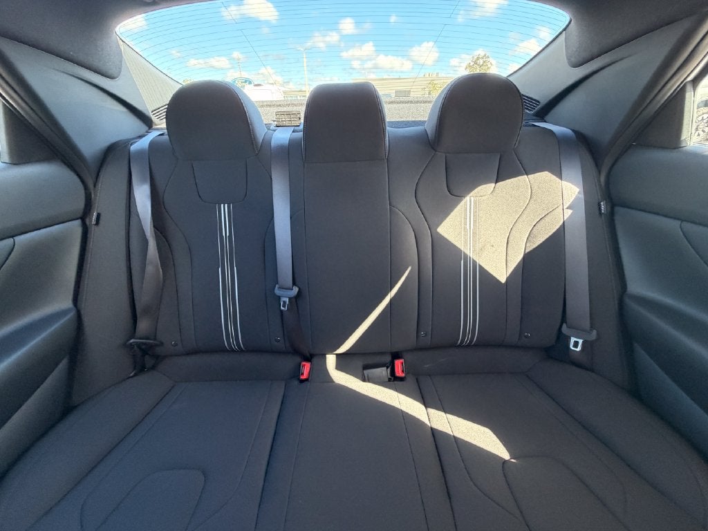 2025 Hyundai Elantra SEL - Photo 33