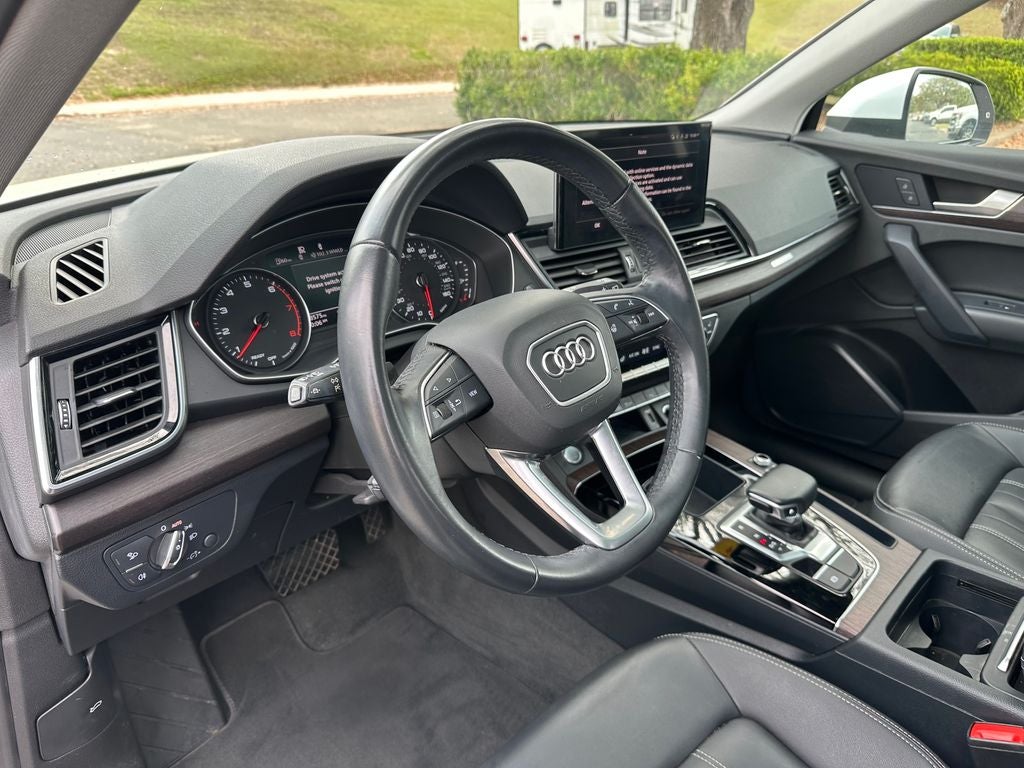 2022 Audi Q5 40 Premium quattro