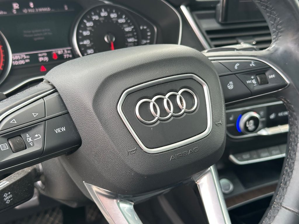 2022 Audi Q5 40 Premium quattro