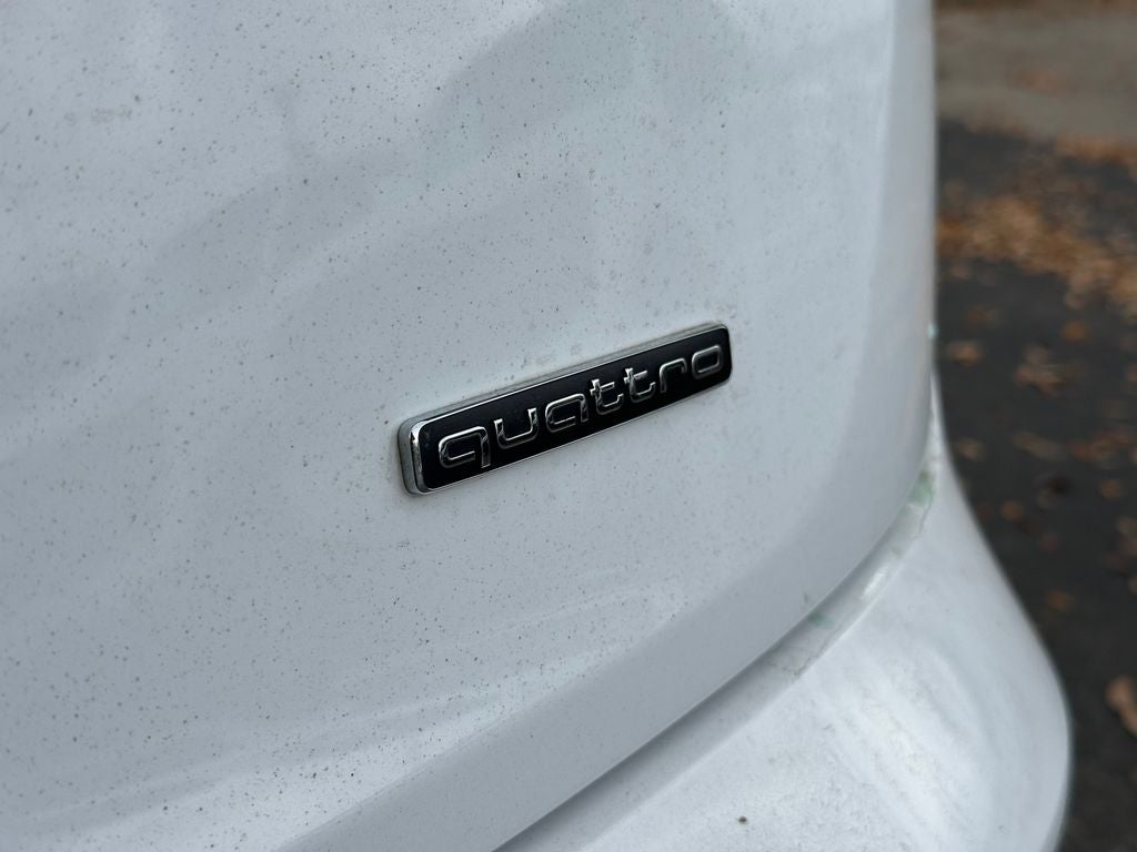 2022 Audi Q5 40 Premium quattro