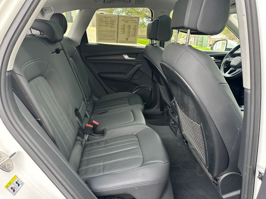 2022 Audi Q5 40 Premium quattro