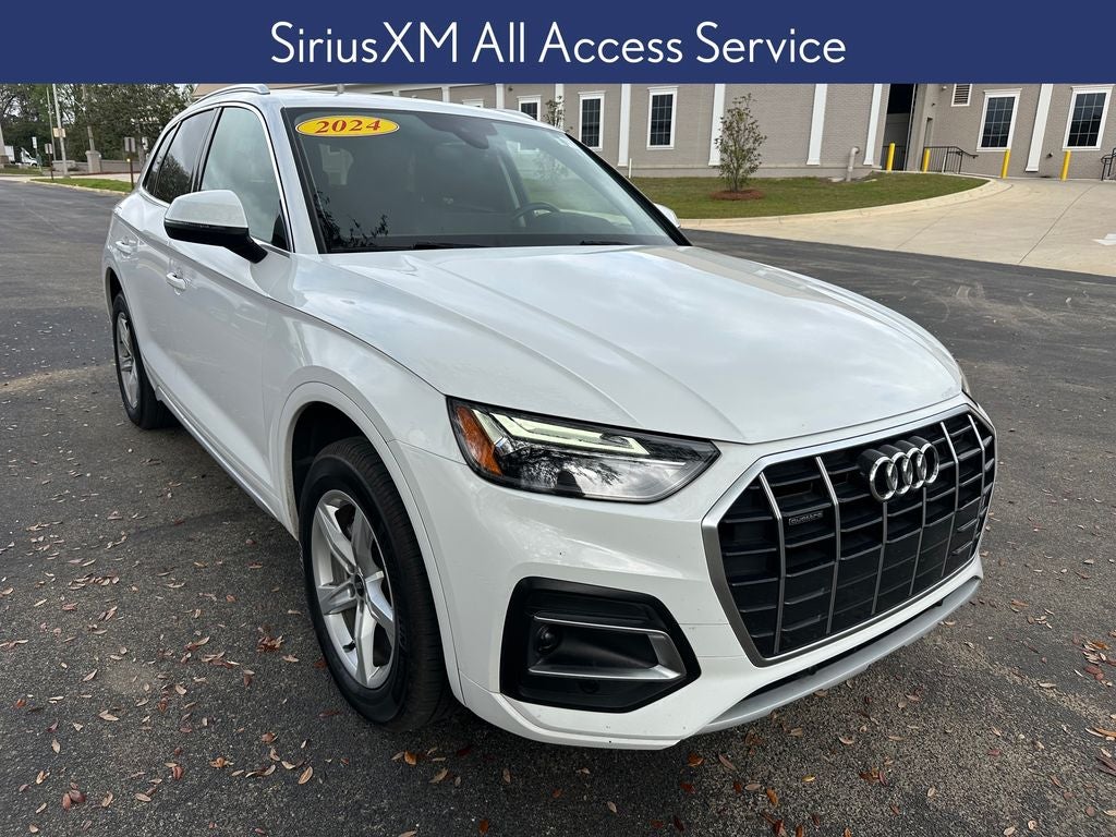 2022 Audi Q5 40 Premium quattro