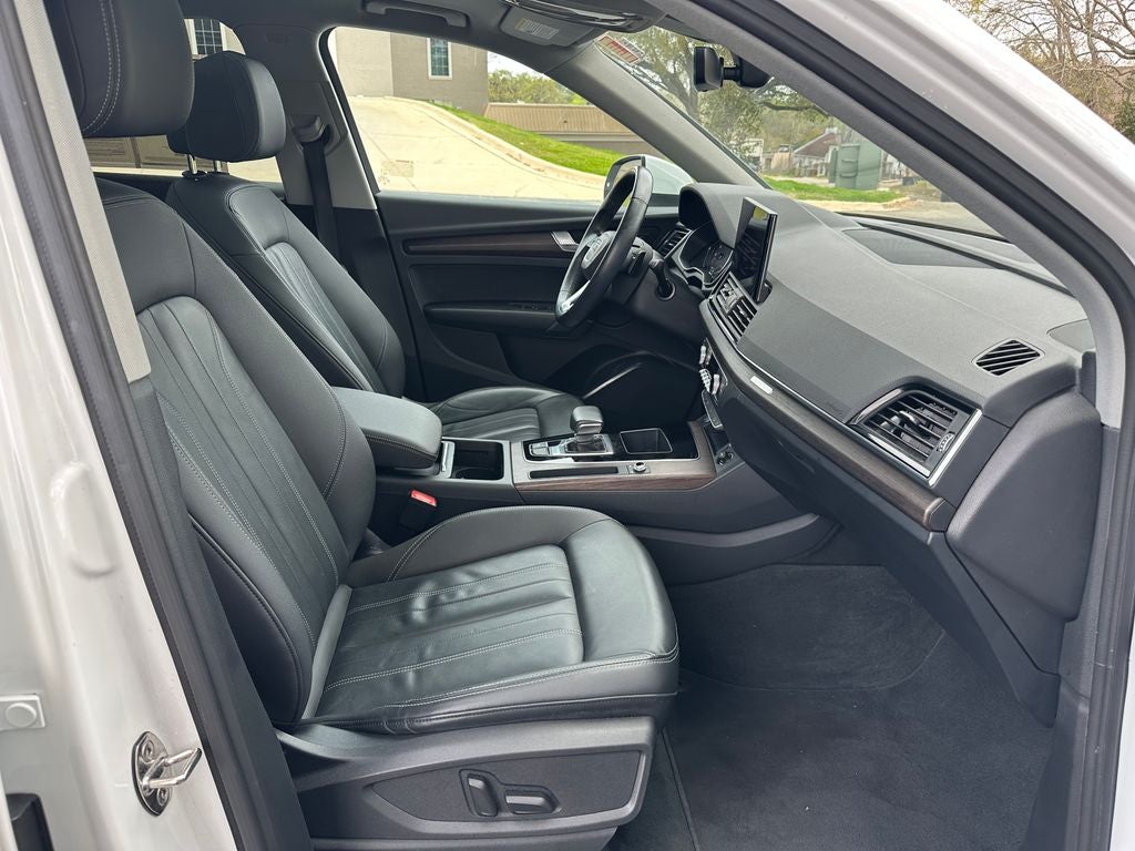 2022 Audi Q5 40 Premium quattro