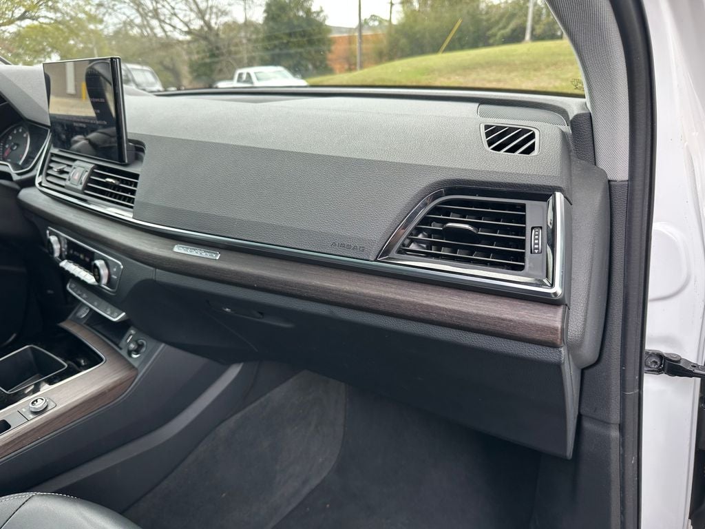 2022 Audi Q5 40 Premium quattro