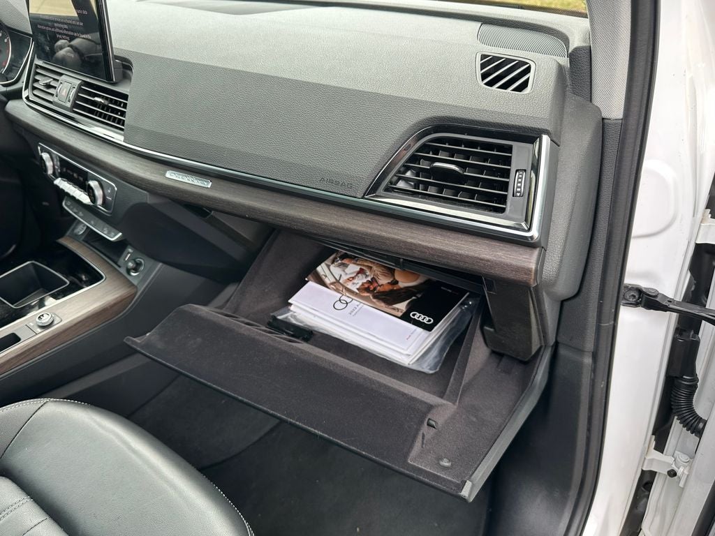 2022 Audi Q5 40 Premium quattro