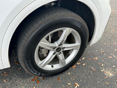 2022 Audi Q5 40 Premium quattro