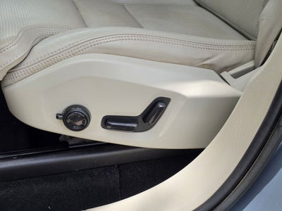 2022 Volvo XC60 B5 Inscription