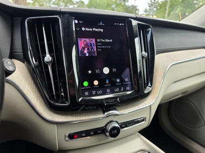 2022 Volvo XC60 B5 Inscription