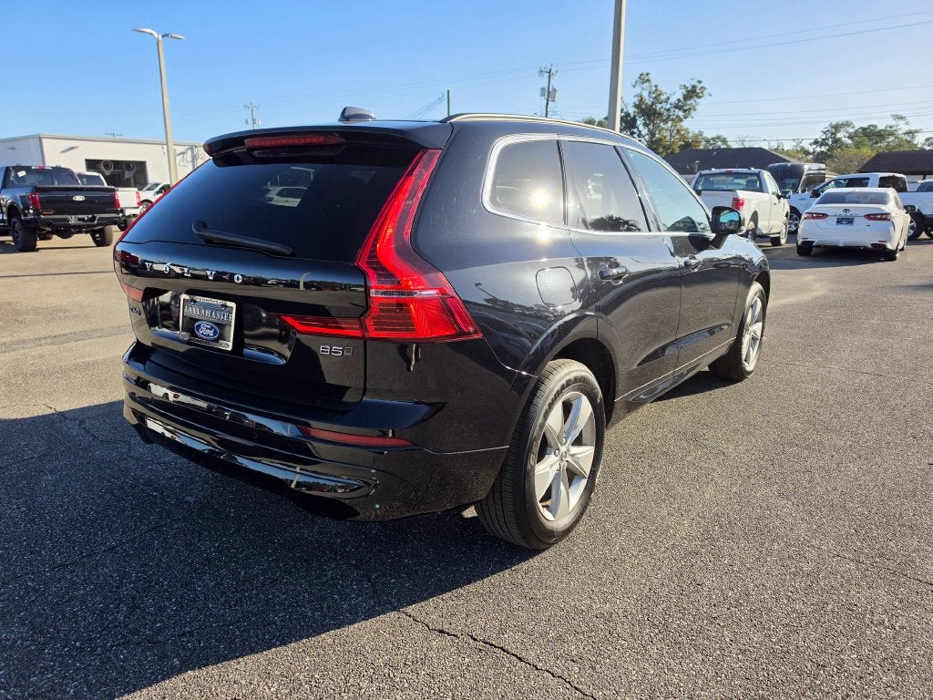 2022 Volvo XC60 B5 Momentum