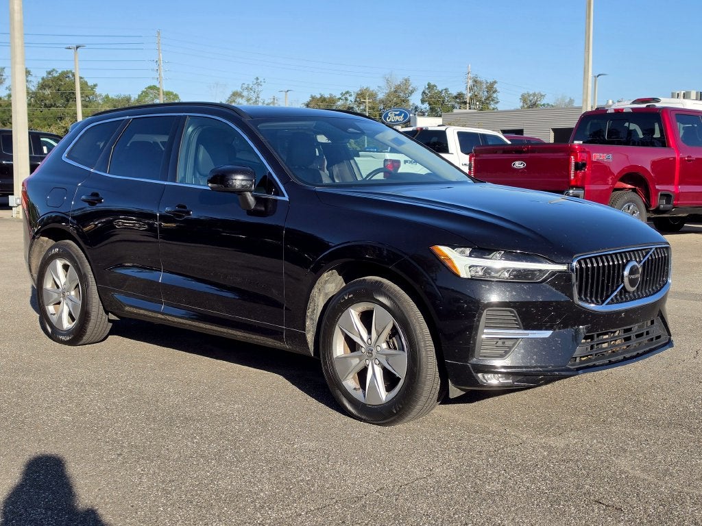 2022 Volvo XC60 B5 Momentum